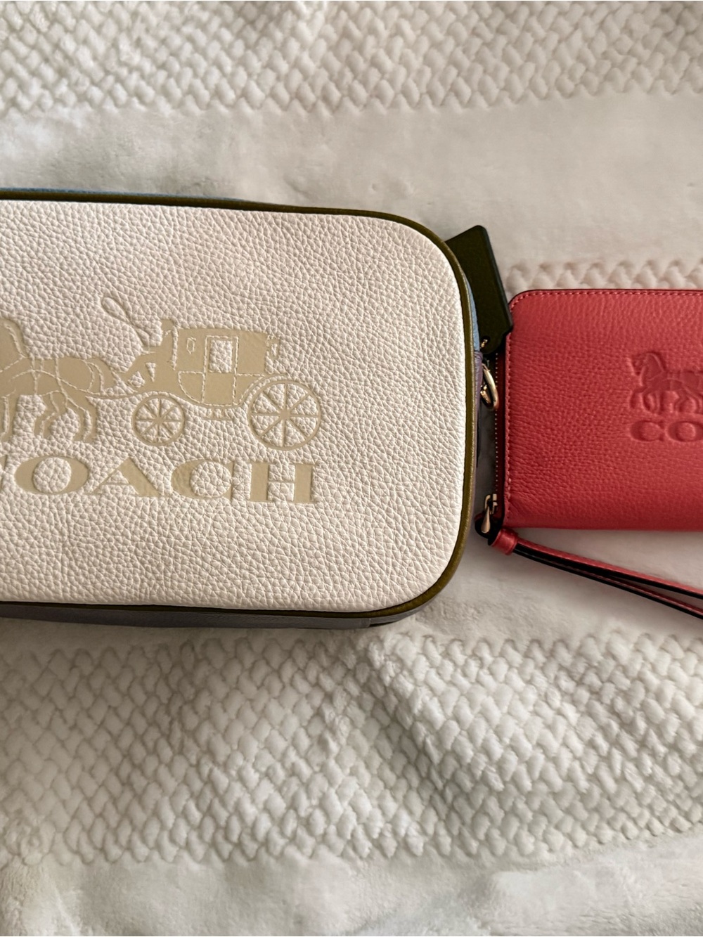 Coach White Pebbled Wristlet with Coral Card Case